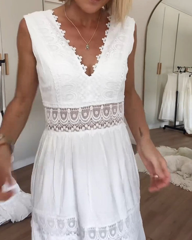 Elegant Lace V-Neck Dress